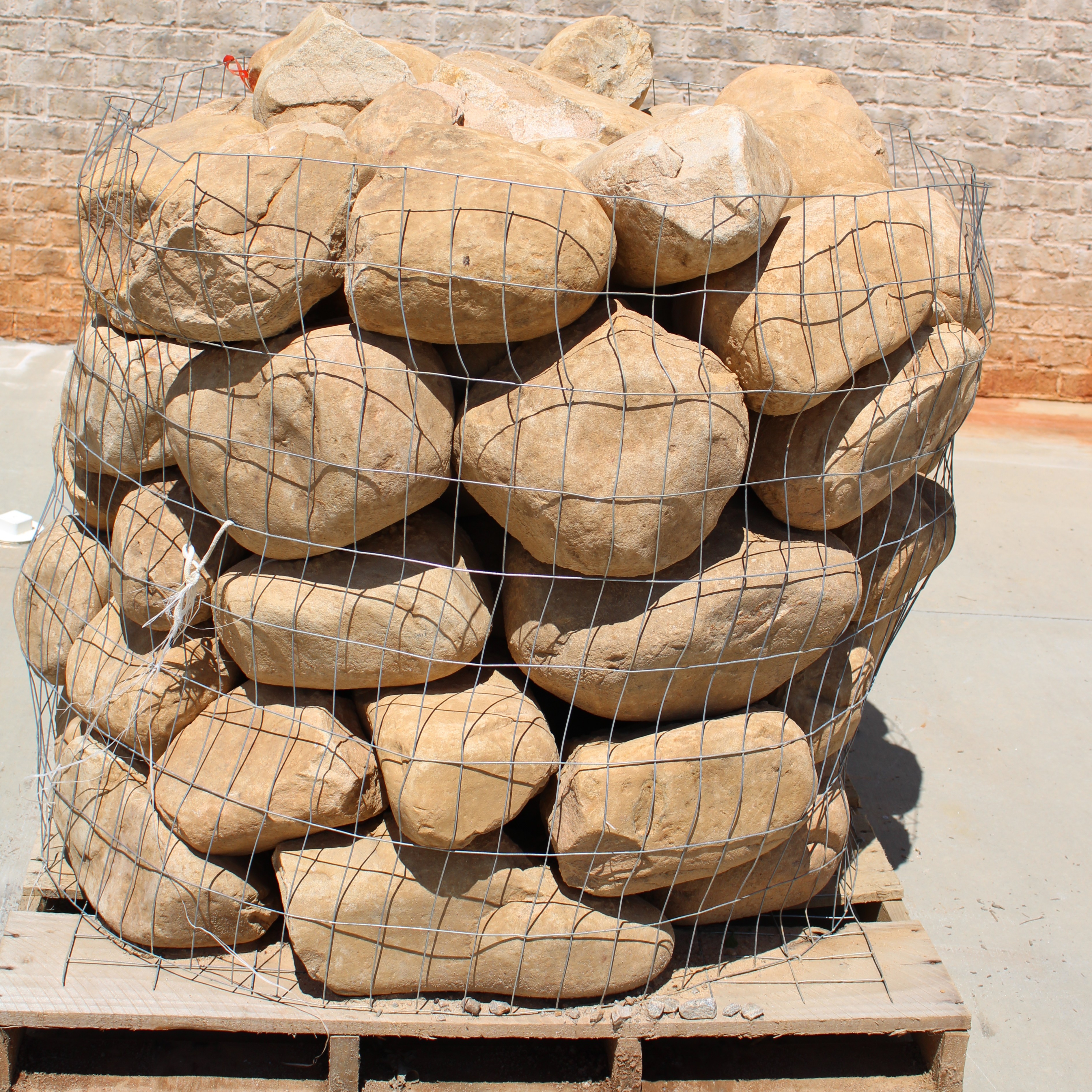 RIVER ROCK ROUND LARGE (lb/ton)